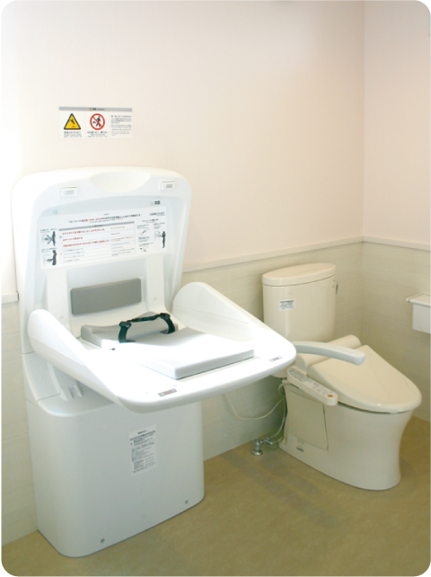 多目的トイレ